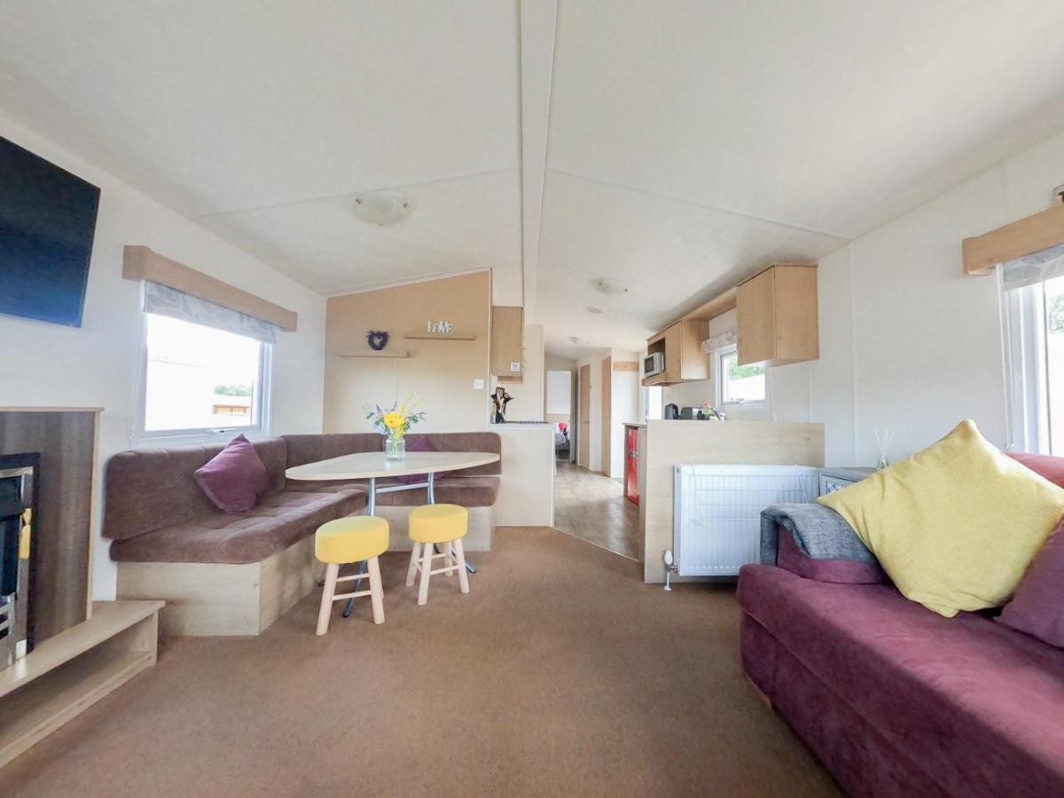 Tattershall Lakes - Hot Tub Breaks Luaran gambar