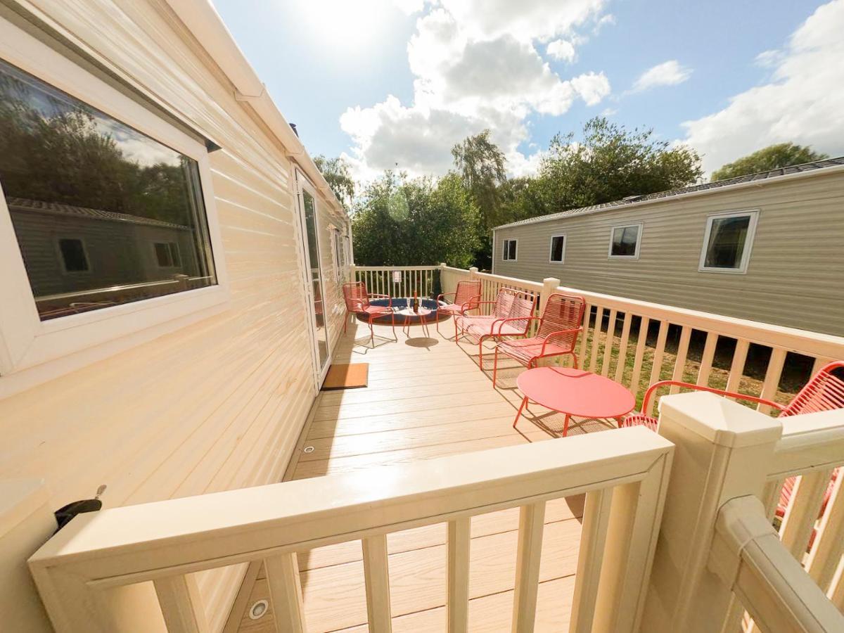 Tattershall Lakes - Hot Tub Breaks Luaran gambar